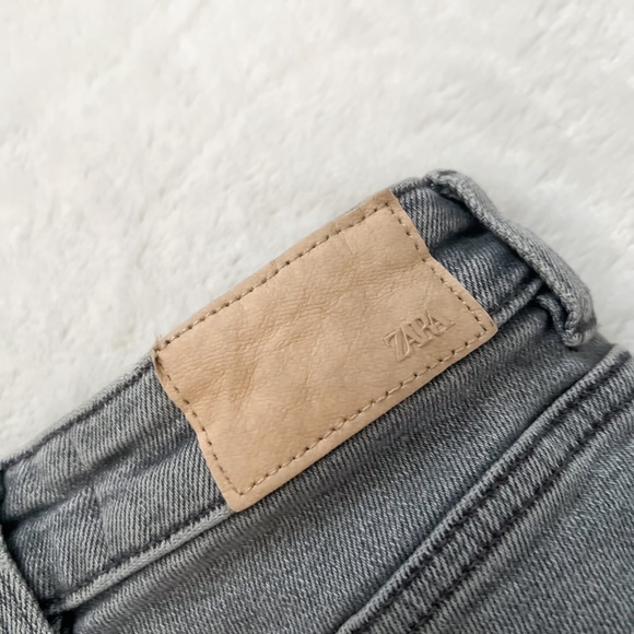 ZARA Gray High Rise Distressed Skinny Ankle Jeans - Picture 9 of 12